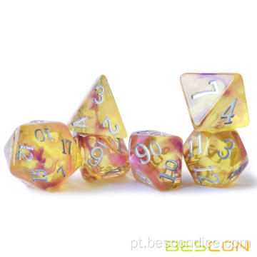 Conjunto de rpg de dados de nebulosa disponível para pedido personalizado